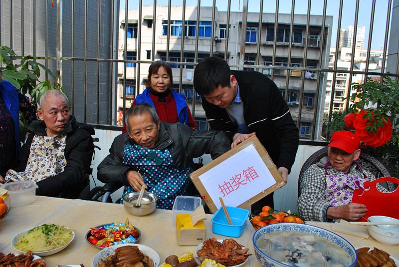 1549261848346001719.jpg 照片 052_副本.jpg