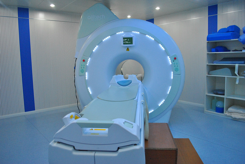 放射科--奥泰1.5T超导MRI_副本.jpg